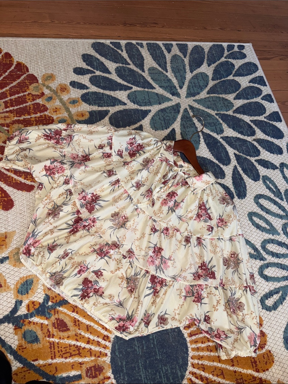 Vintage Cream Blouse with Pink Floral Print s-m
